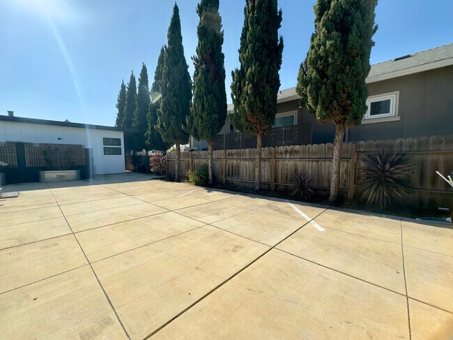 Foto del edificio - 711 32nd St