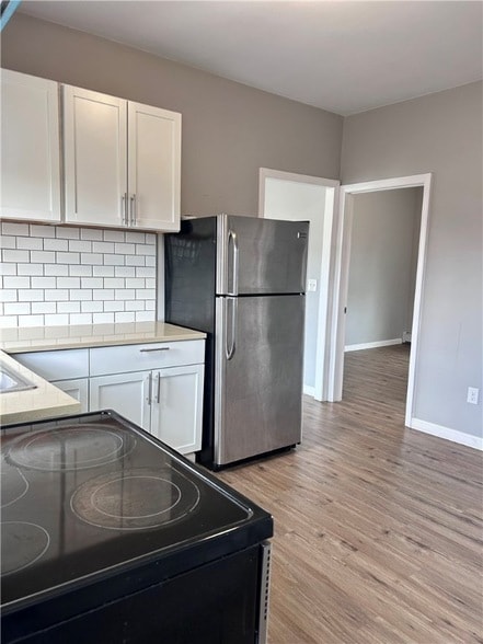 Foto del edificio - 306 Potters Ave