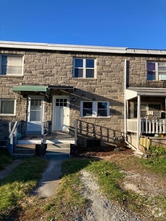 Building Photo - 3120 Sycamore St