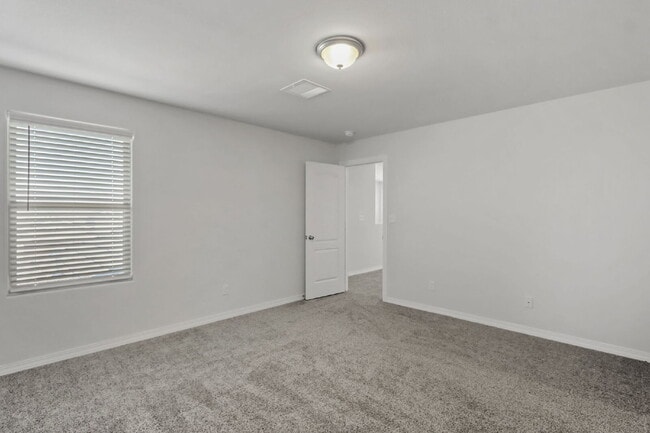 Foto del edificio - 4-Bed, 3.5-Bath Home in 79928