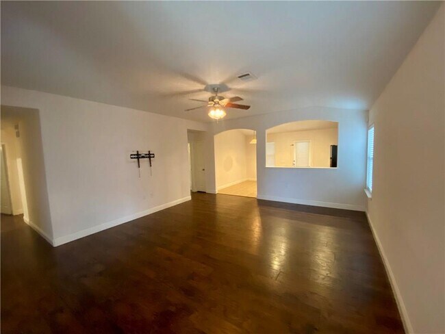 Building Photo - 5901 Nelson Oaks Dr