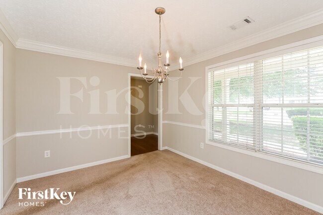 Foto del edificio - 20 Windcrest Keep