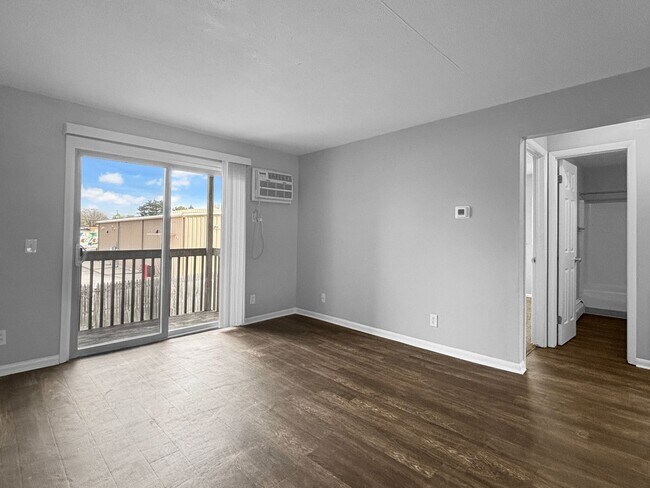 Foto del edificio - 2410 36th St SW