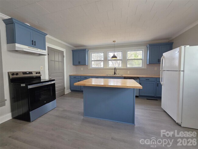 Foto del edificio - 1212 N Church St