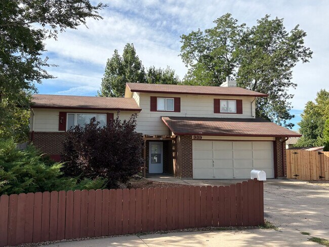 Foto del edificio - 939 49th Ave Pl