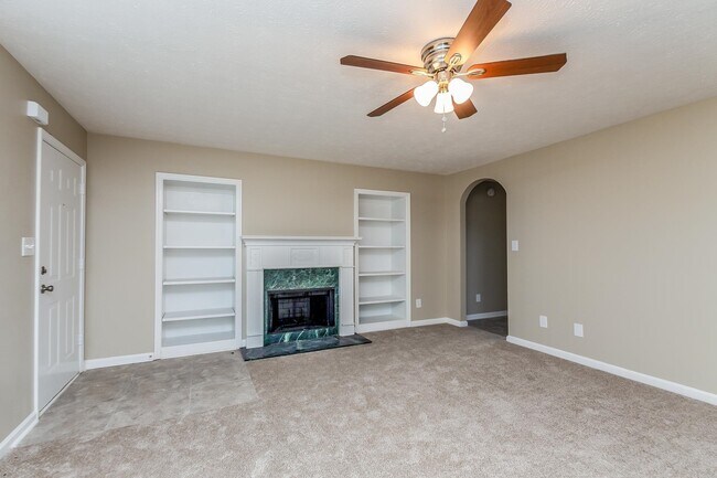 Foto del edificio - 103 Harbour Lake Dr