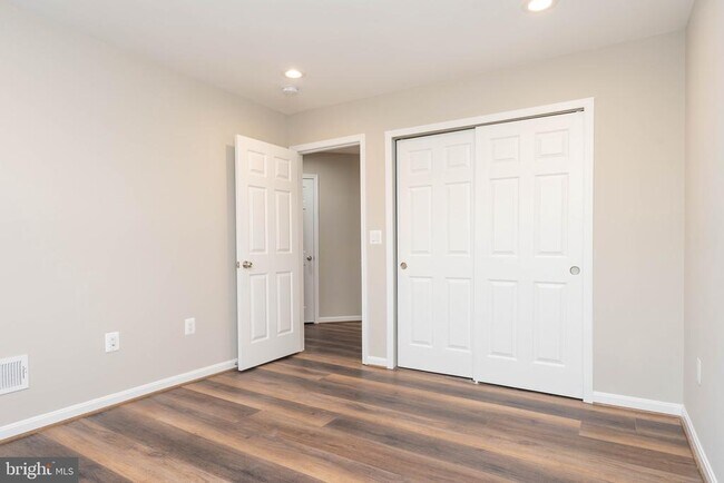 Foto del edificio - 44125 Eastgate View Drive