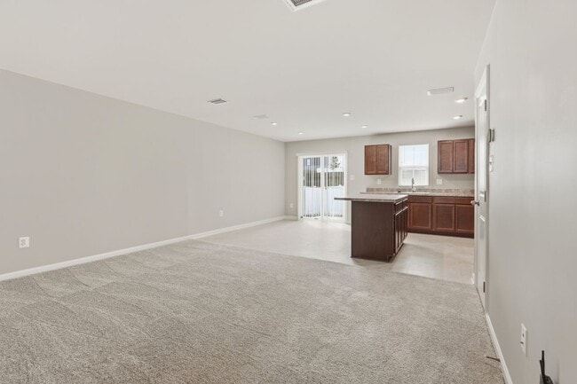 Building Photo - 64 Dripping Spring Dr