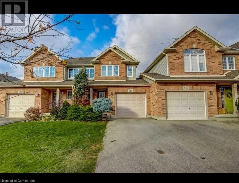 Photo principale - 143 McBride Dr
