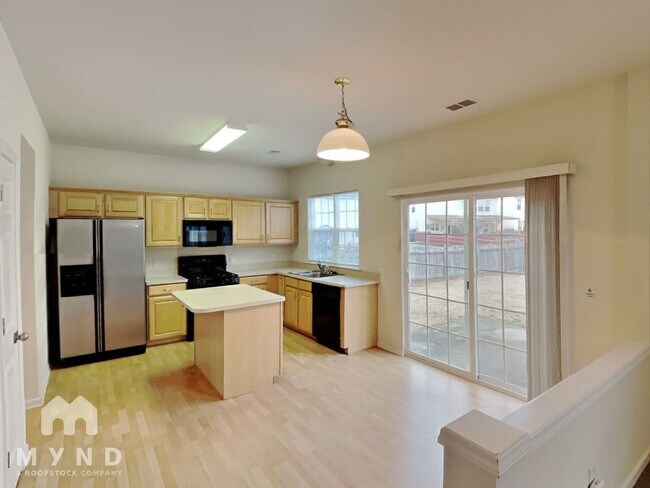 Foto del edificio - 10629 Claude Freeman Dr