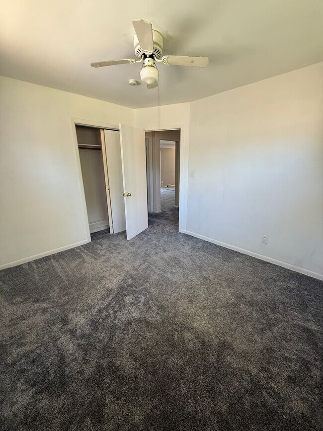 Foto del edificio - 6840 Middlebrook Blvd