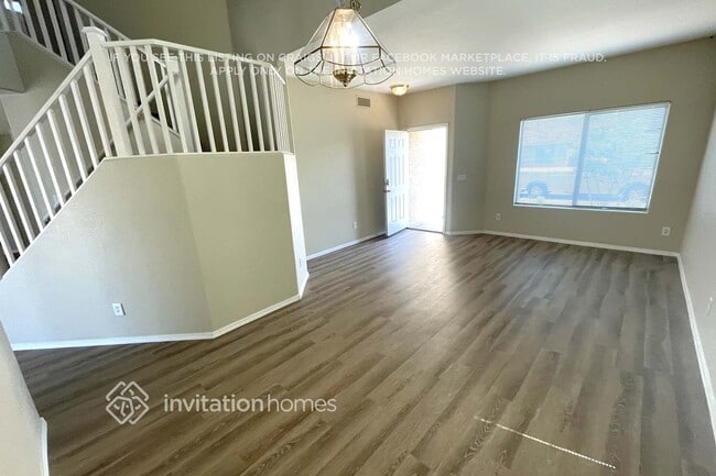 Foto del edificio - 5552 W Minton Ave