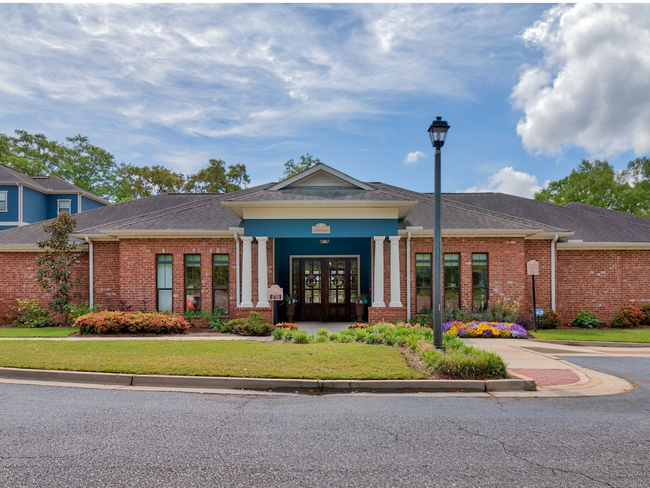 Leasing Office - Village at Midtown