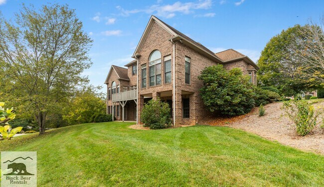 Building Photo - South AVL - Grand Residence in The Cotswol...