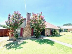 Building Photo - 3713 Grasmere Dr