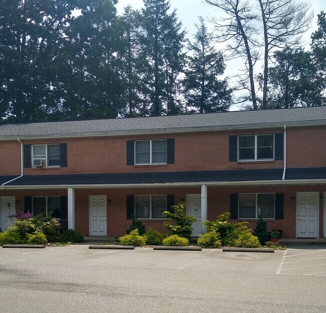 Foto del edificio - Tanglewood Apartments
