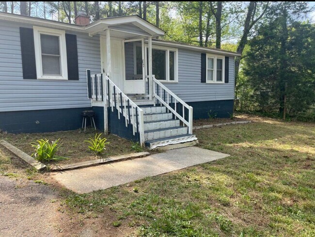 Foto del edificio - 3bd/1ba single-level home near downtown Columbia