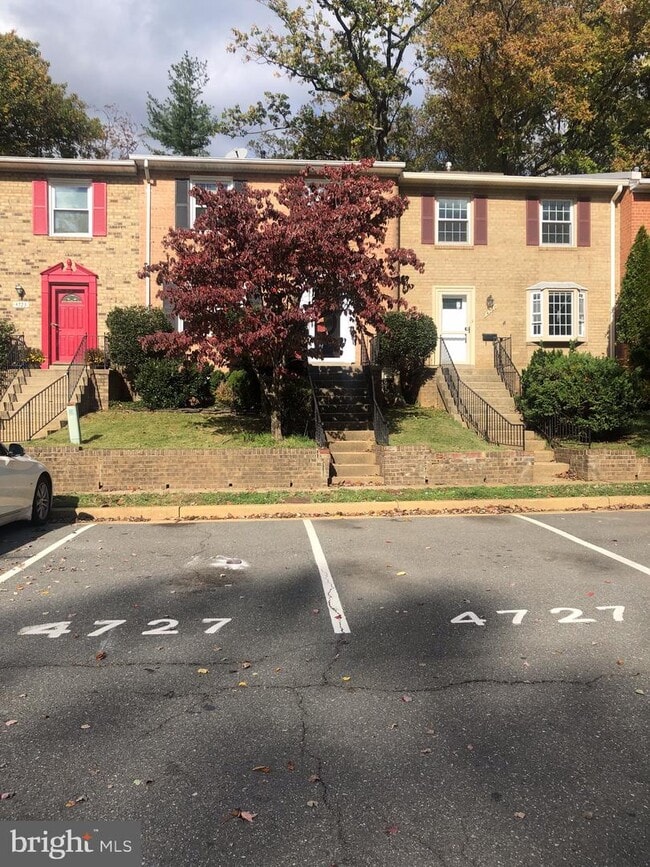 4727 Exeter St, Annandale, VA 22003 Townhome Rentals in Annandale VA