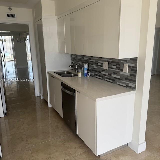 Building Photo - 19355 Turnberry Way