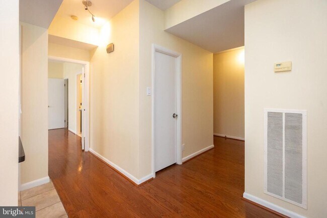 Foto del edificio - 1140 23rd St NW