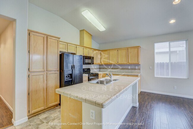 Foto del edificio - 3 bdrm 2 bthm single level home in Edgewater community