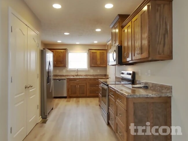 Foto del edificio - 1908 Susan Rd