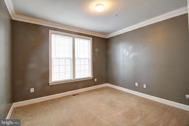 Building Photo - 4105 Brushfield Dr