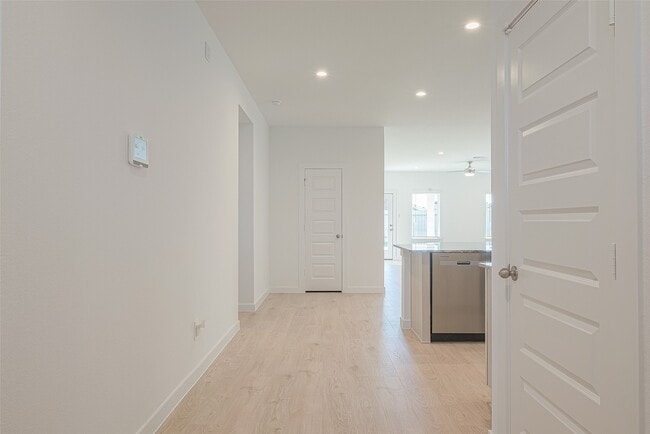Foto del edificio - 4303 Whitefish Ln