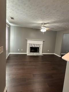 Foto del edificio - 1061 Chase Creek Ct