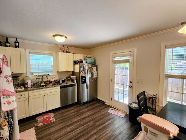 Foto del edificio - CHARMING ONE YEAR OLD PROPERTY