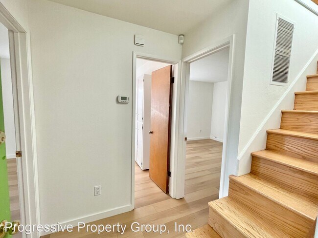 Building Photo - 2 br, 1 bath House - 6 Joy Street