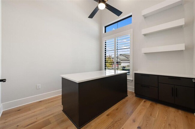 Foto del edificio - 6216 Bower Wl Rd