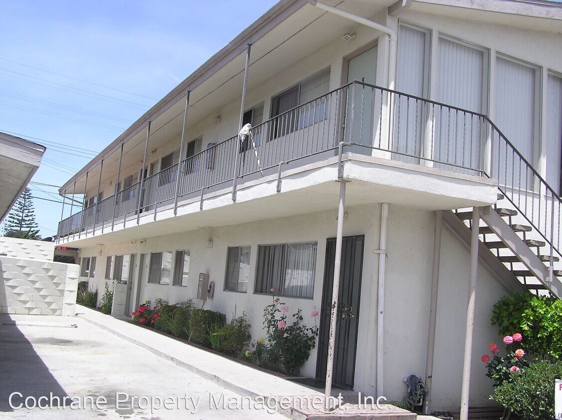 Primary Photo - 3921-3931 Saviers Rd