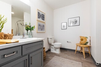 Interior Photo - Lumen