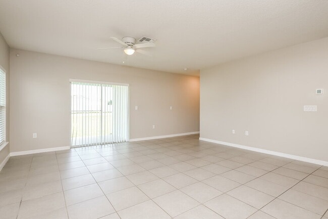 Building Photo - 1049 N Platte Way