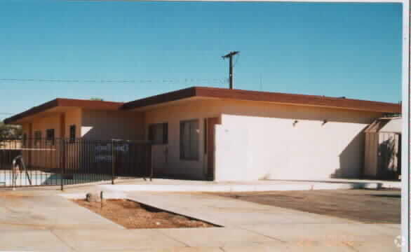 Foto del edificio - Yorba Apartments