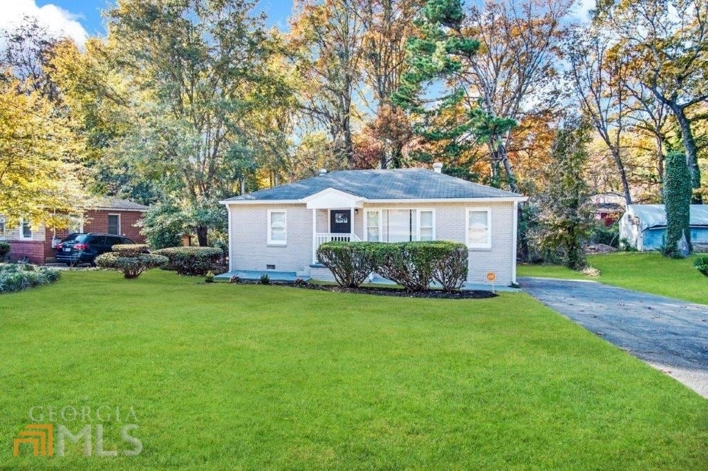 1877 Selwyn Dr, Decatur, GA 30035 House Rental in Decatur, GA