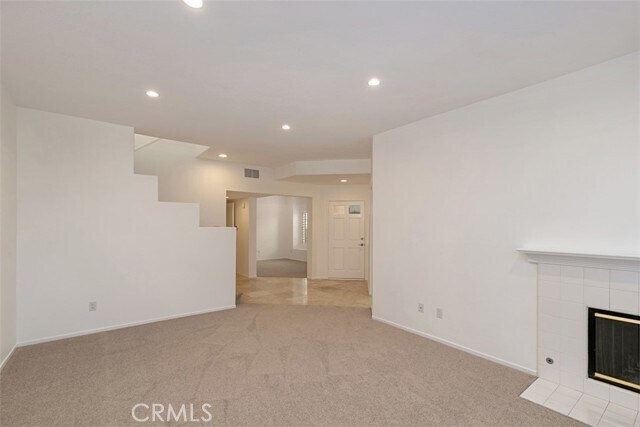 Building Photo - 41 Fleurance St