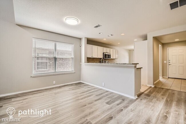 Building Photo - 4 br, 2.5 bath House - 15936 BlakeTree Dr ...