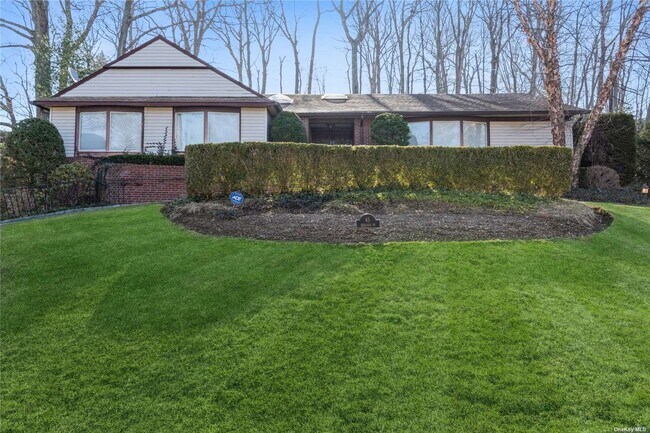 Building Photo - 45 Hemlock Dr