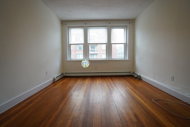 Photo - JUNE 2026-Awesome Allston 1 bed. H/HW inc. Fitness Center! NO FEE! Apartments