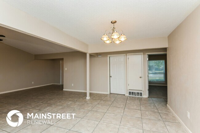 Foto del edificio - 1905 Christopher Dr