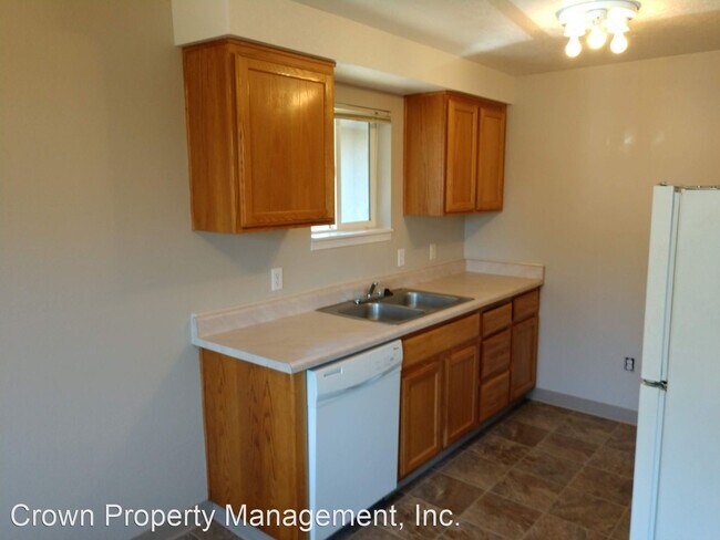 Building Photo - 228 Stoneway Dr NW