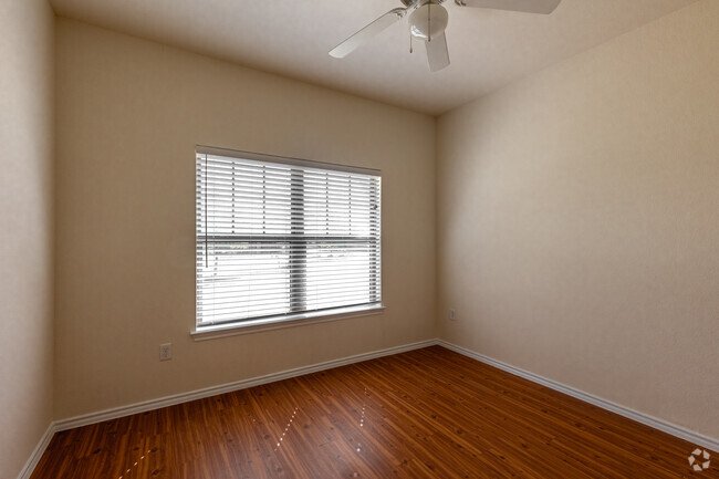 The Colorado - 1.218SF - The Royse at Parker Boulevard Apartments