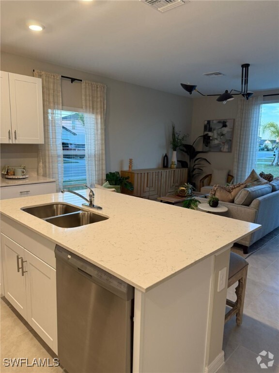 Building Photo - 4201 Caterina Ct