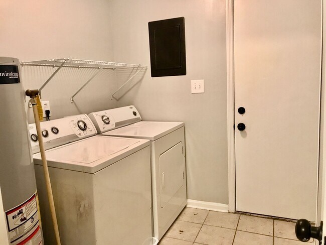 Foto del edificio - 4603 Renee St