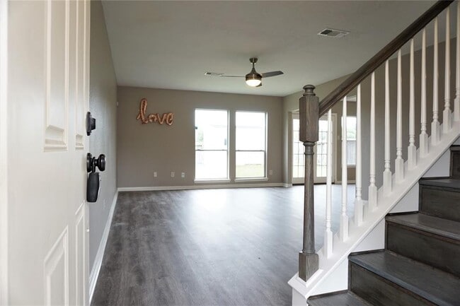 Building Photo - 18126 Almonte Ln