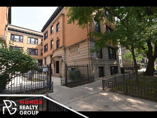 Primary Photo - 706 W Buckingham Pl