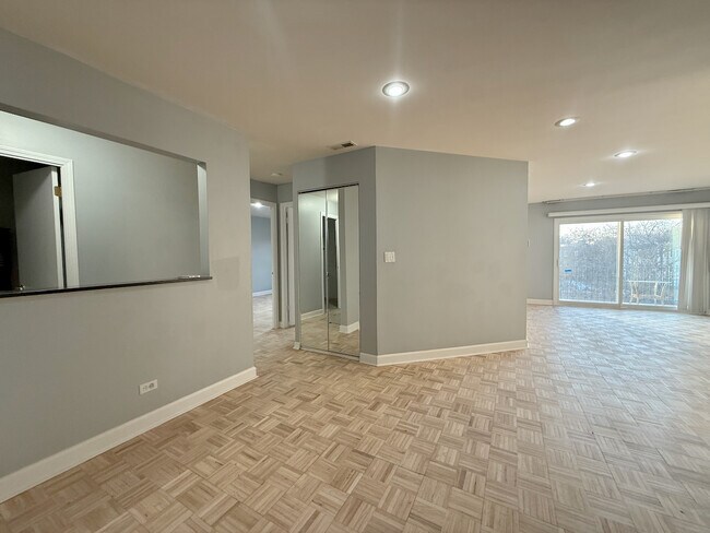 Foto del edificio - 1550 Sandpebble Dr