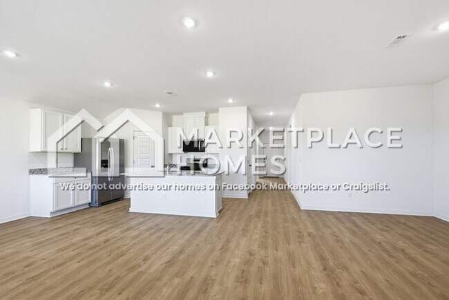 Foto del edificio - 3040 Laredo Ln